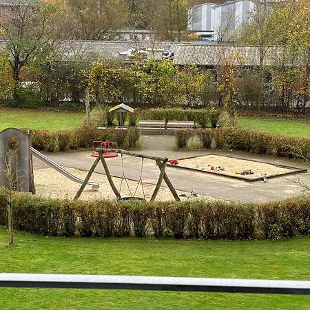 Stor Og Lys Lejlighed I Hjertet Af Holstebro Buitenkant foto