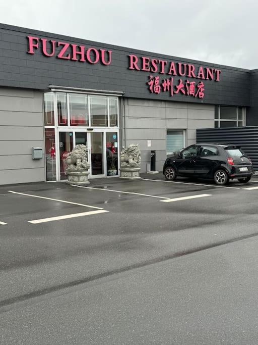 Stor Og Lys Lejlighed I Hjertet Af Holstebro Buitenkant foto